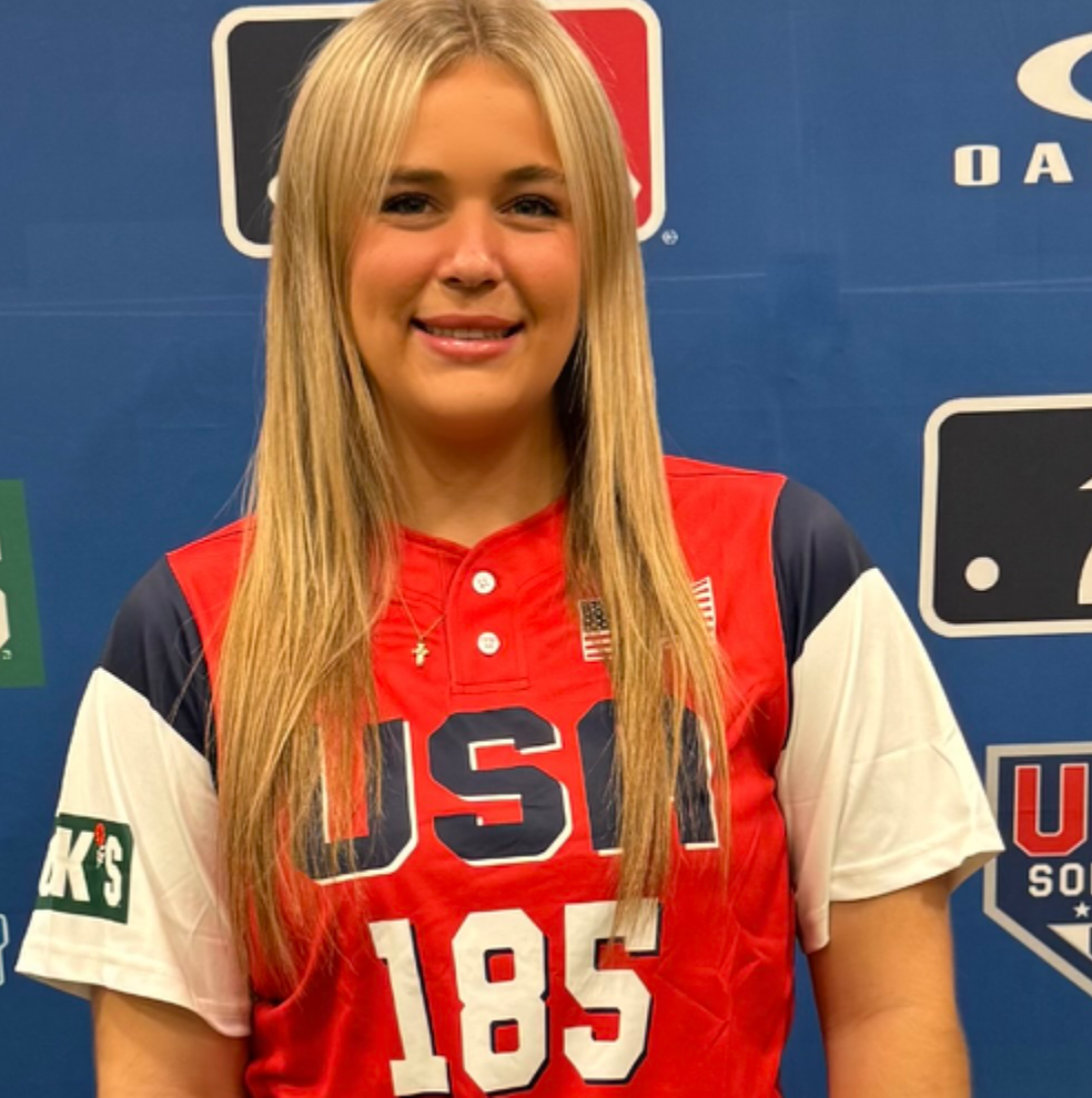 Profile of Mackenzie Pandelo